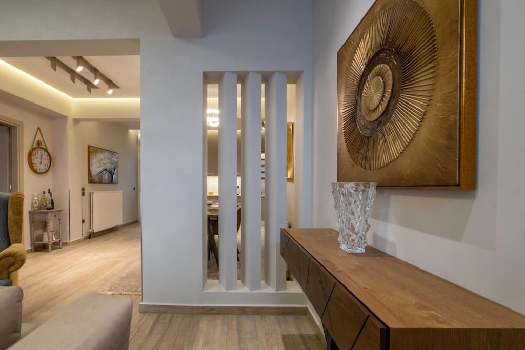 Maison De Luxx A10, Cozy Apartment With Garden In 라리사 외부 사진
